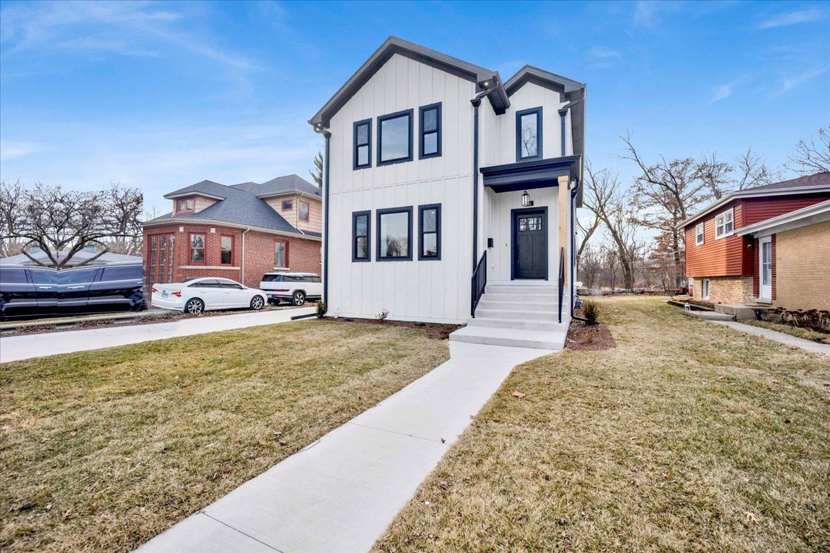 218 N Park Avenue — Lombard, IL 60148