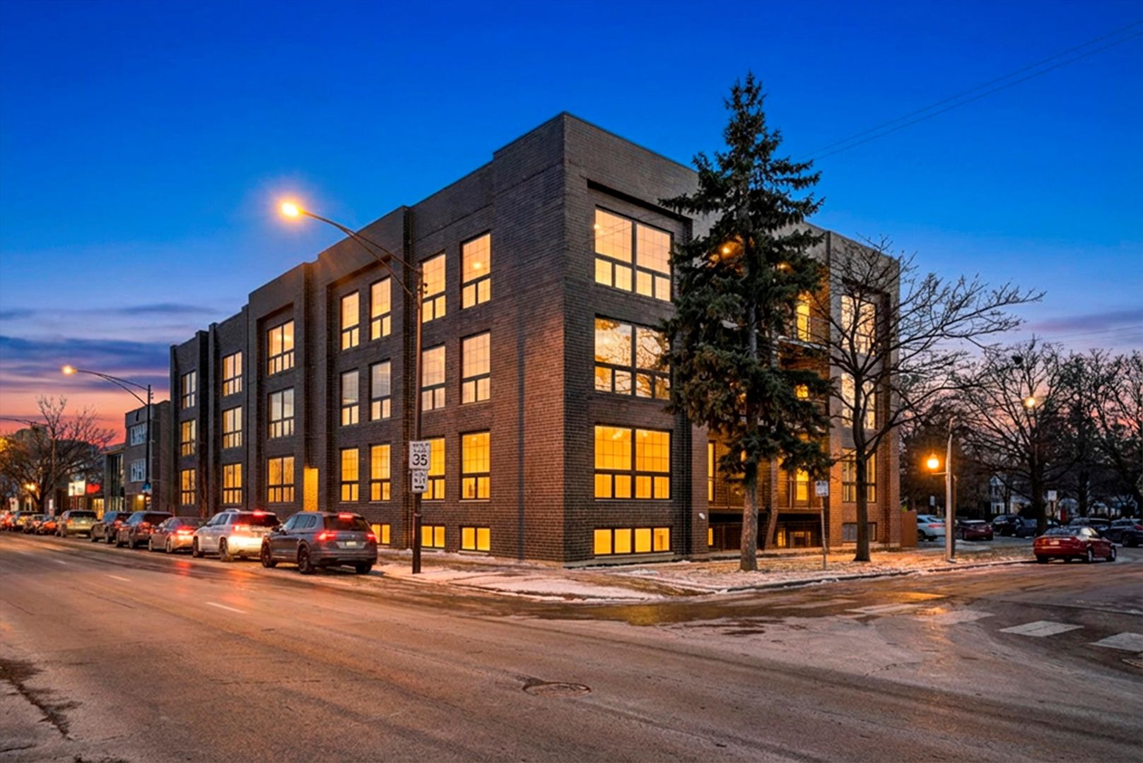 5830 N Lincoln Avenue #1E — Chicago, IL 60659