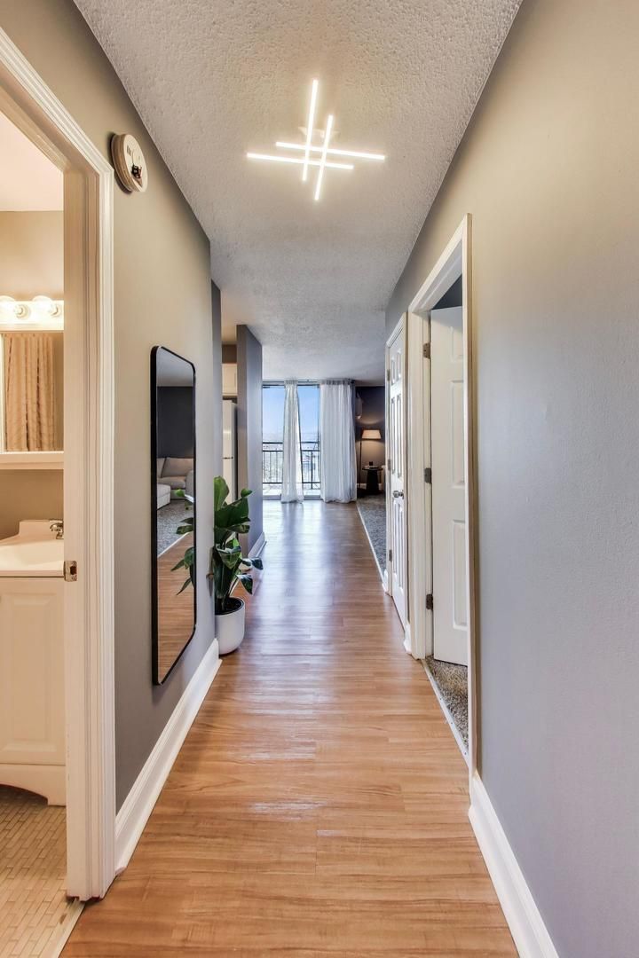 1043 S York Road #501, Bensenville, IL 60106