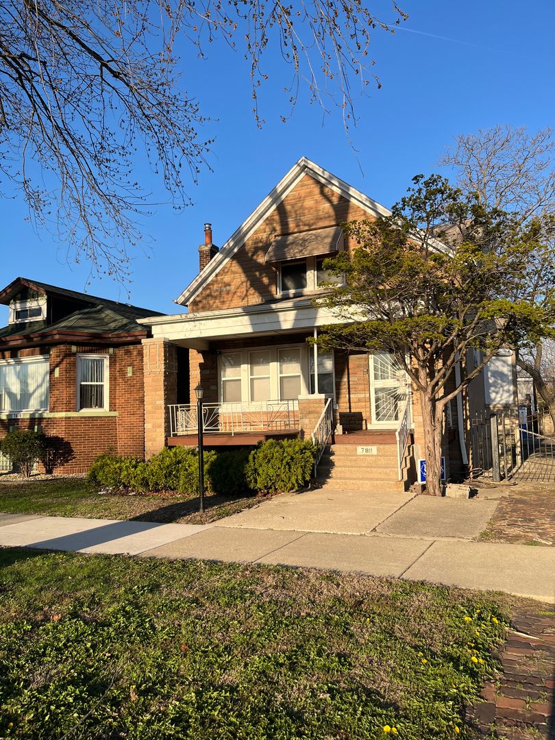 7811 S Wabash Avenue — Chicago, IL 60619