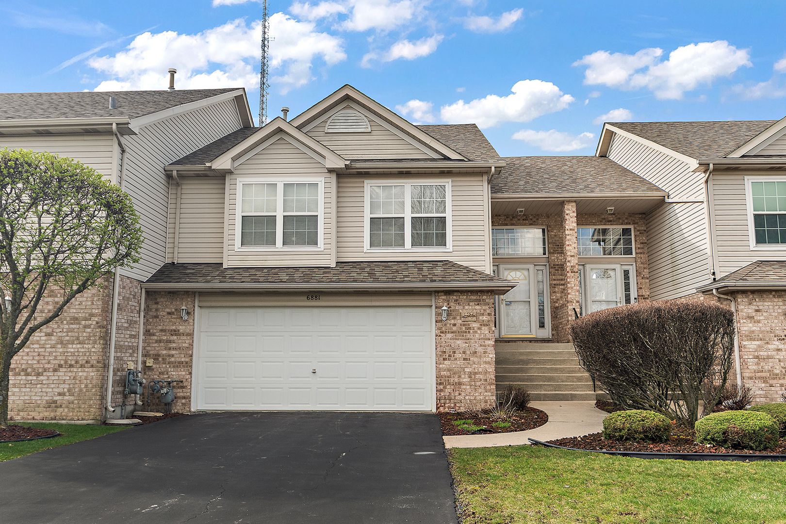 6881 Geneva Drive — Tinley Park, IL 60477