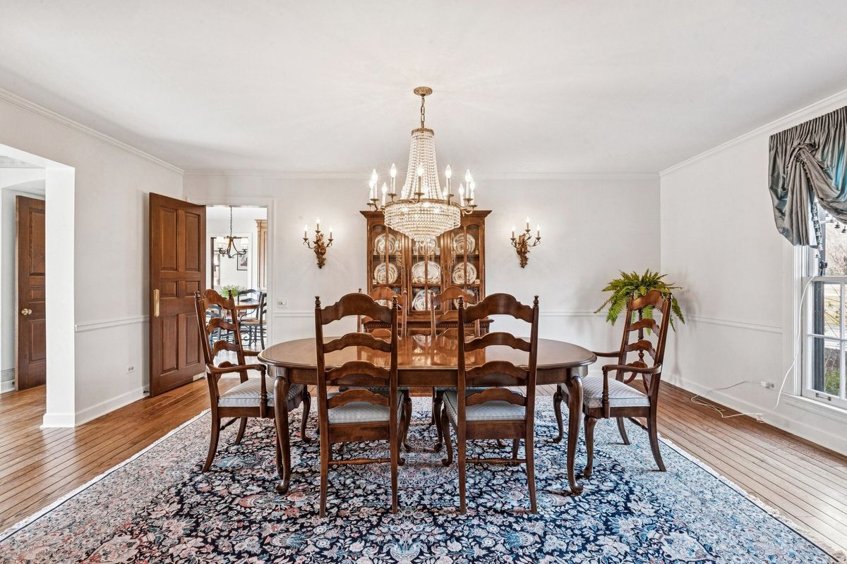 545 Windsor Road, Inverness, IL 60067