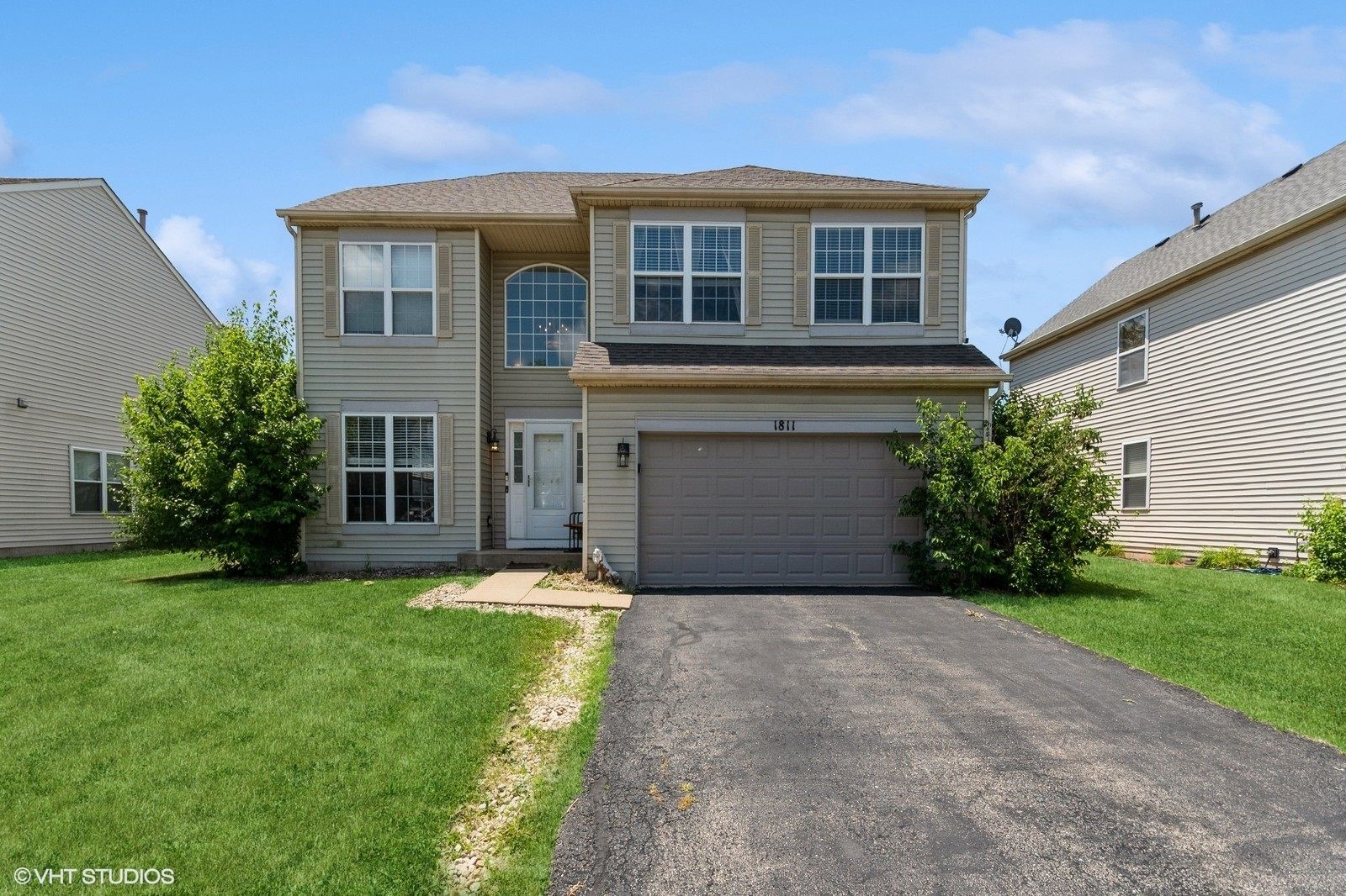 1811 Prairie Ridge Drive — Plainfield, IL 60586