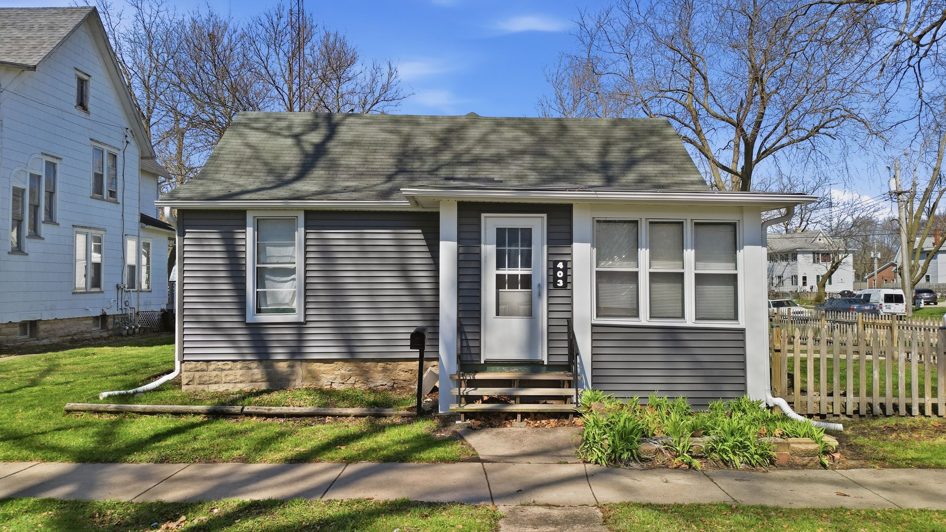 403 S 8th Street — DeKalb, IL 60115