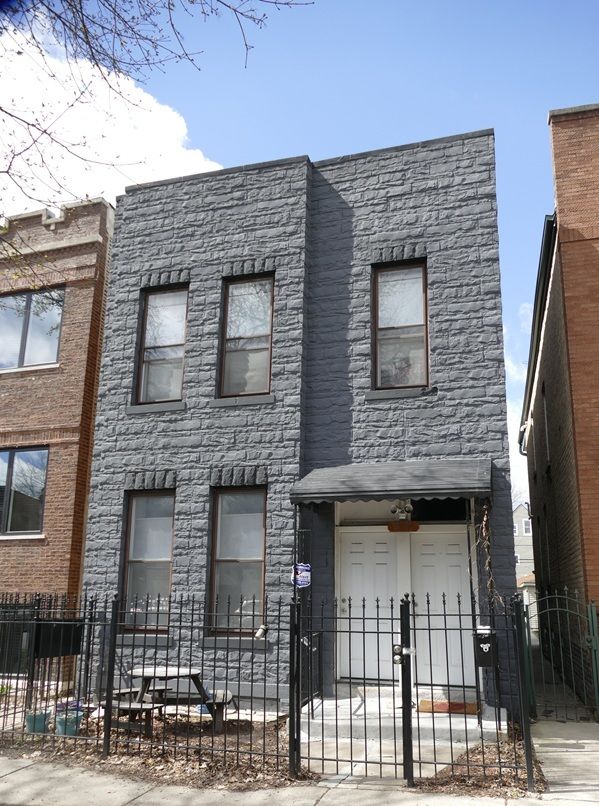 834 N Mozart Street #1F — Chicago, IL 60622