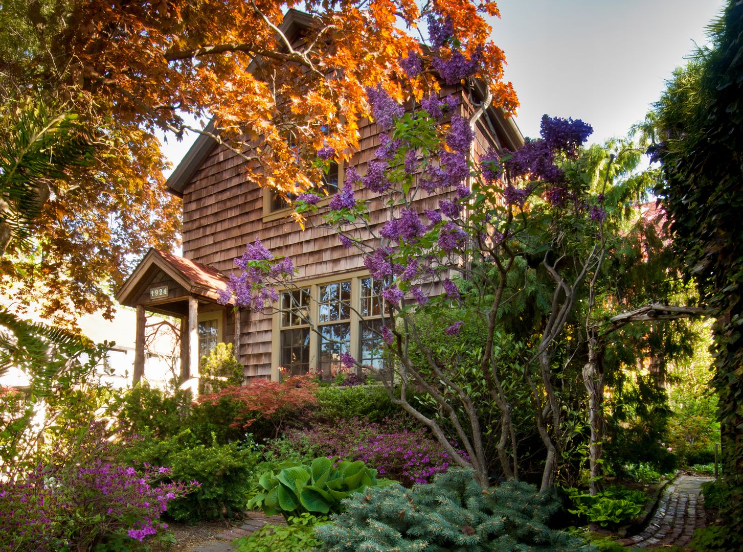 1924 Lake Avenue — Wilmette, IL 60091