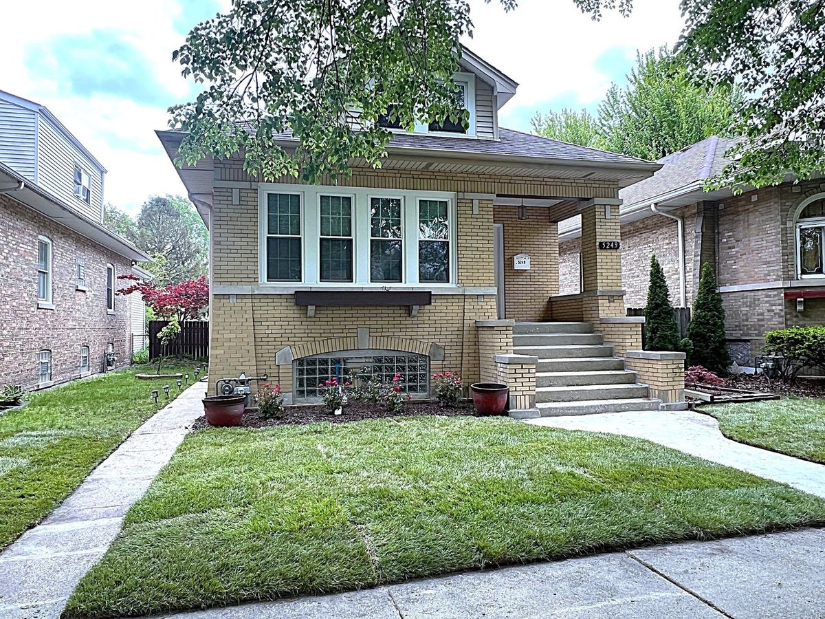 5249 Hoffman Street, Skokie, IL 60077