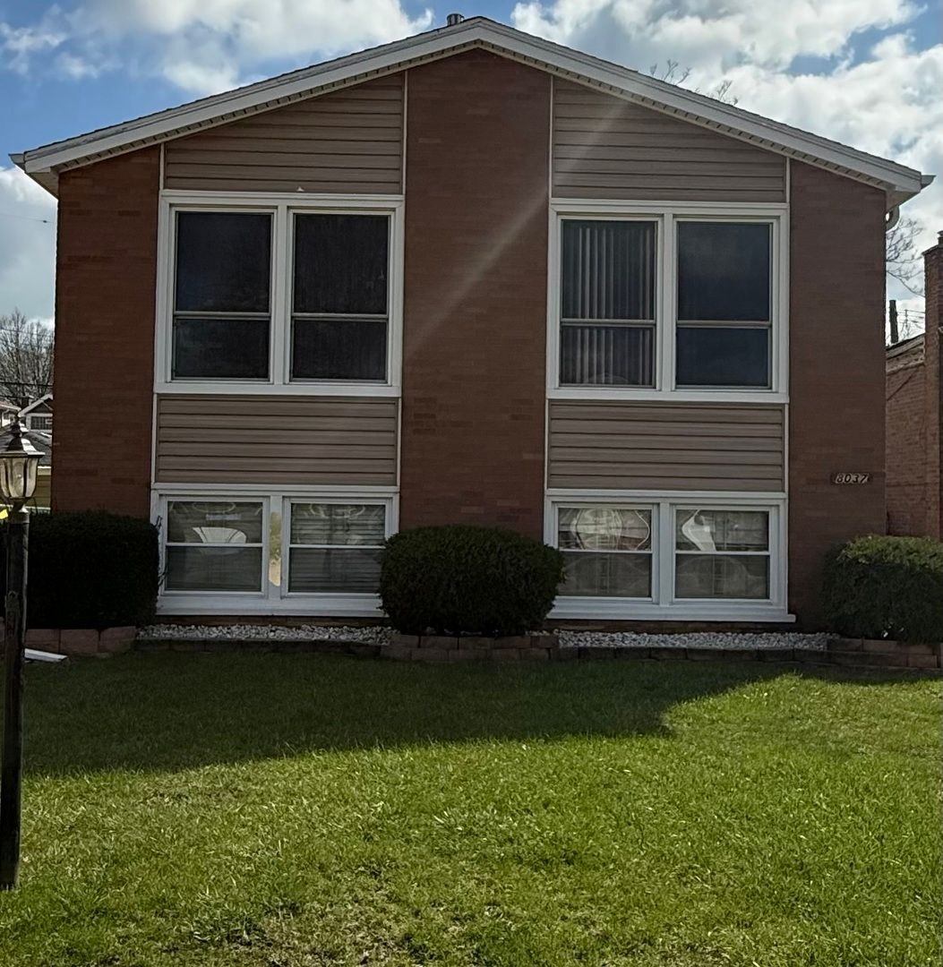 8037 S Wentworth Avenue — Chicago, IL 60620