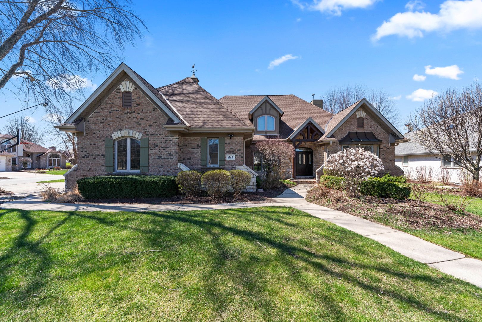 208 Sawgrass Drive — Palos Heights, IL 60463