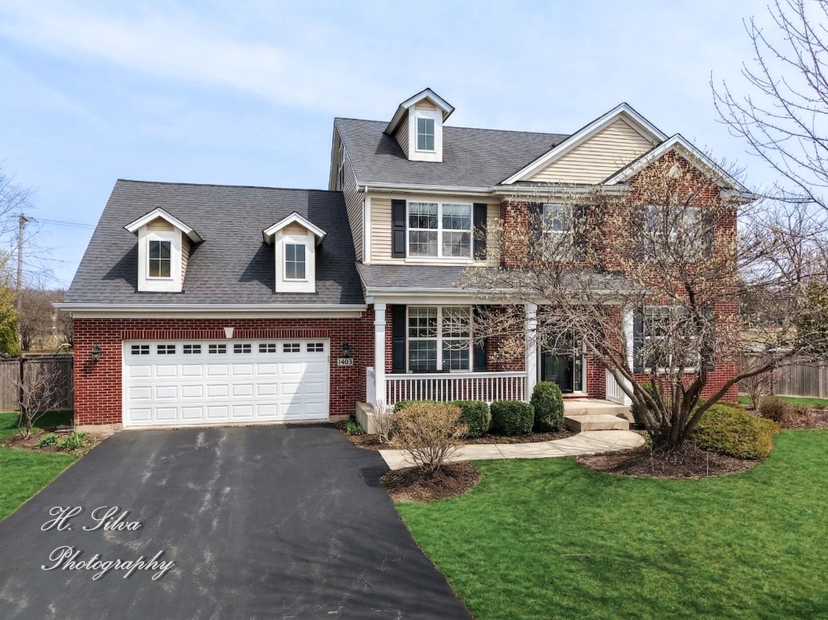 1403 Karen Drive, West Dundee, IL 60118