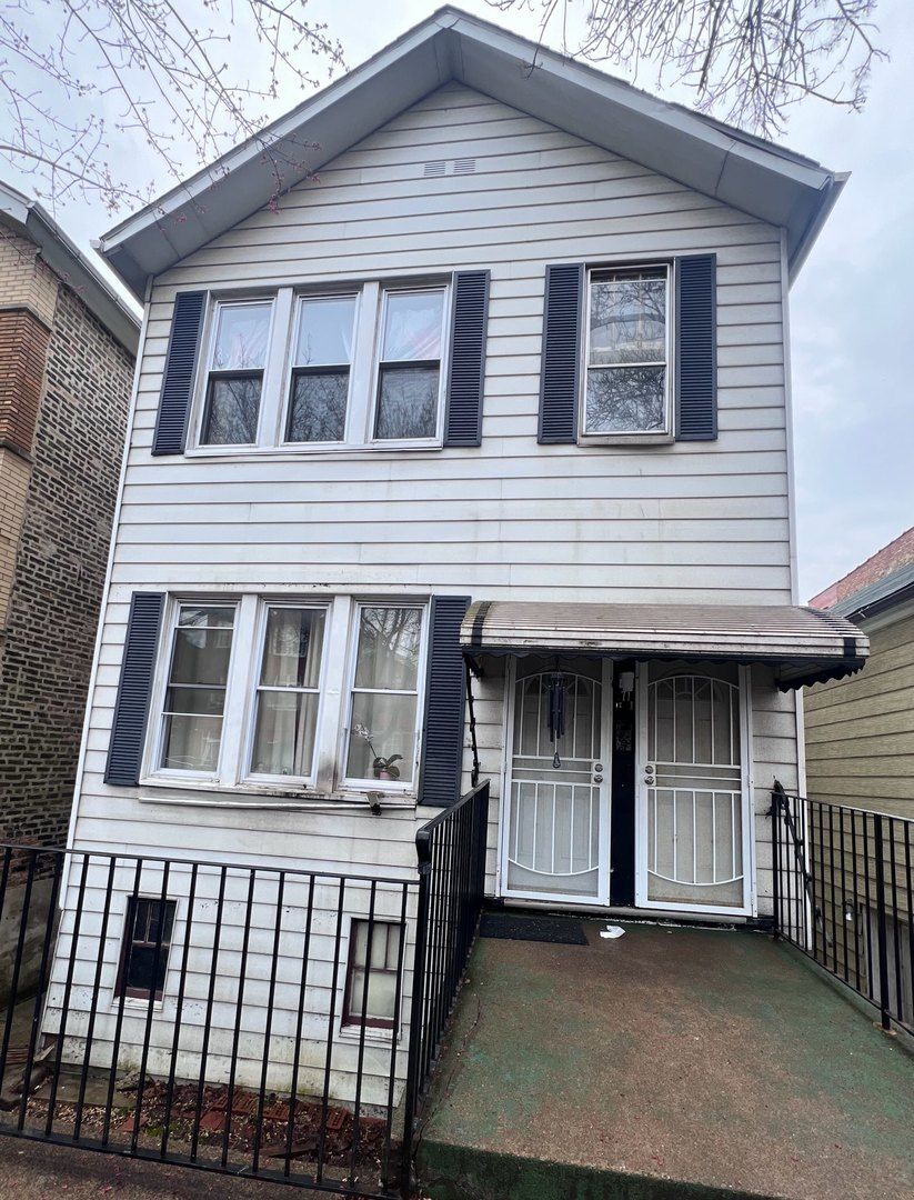 471 W 27th Street — Chicago, IL 60616