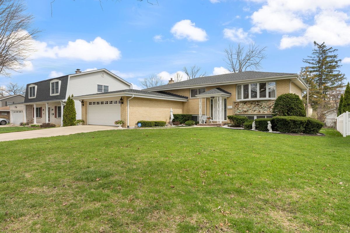 515 Walnut Street, Itasca, IL 60143