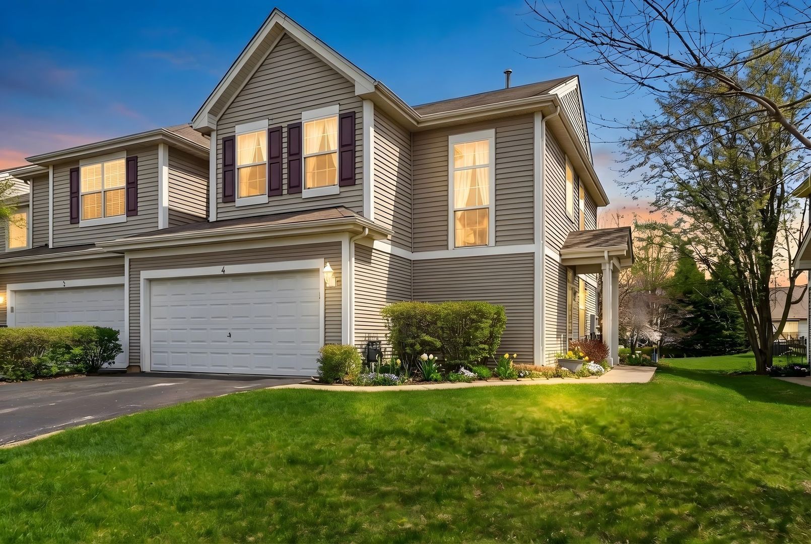 1532 Legacy Drive #4 — DeKalb, IL 60115