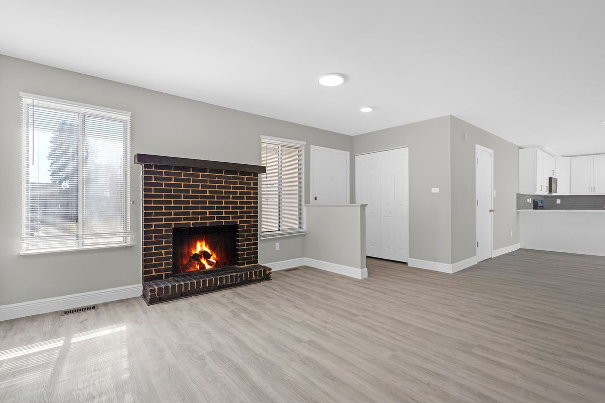 918 Cordoba Court, University Park, IL 60484