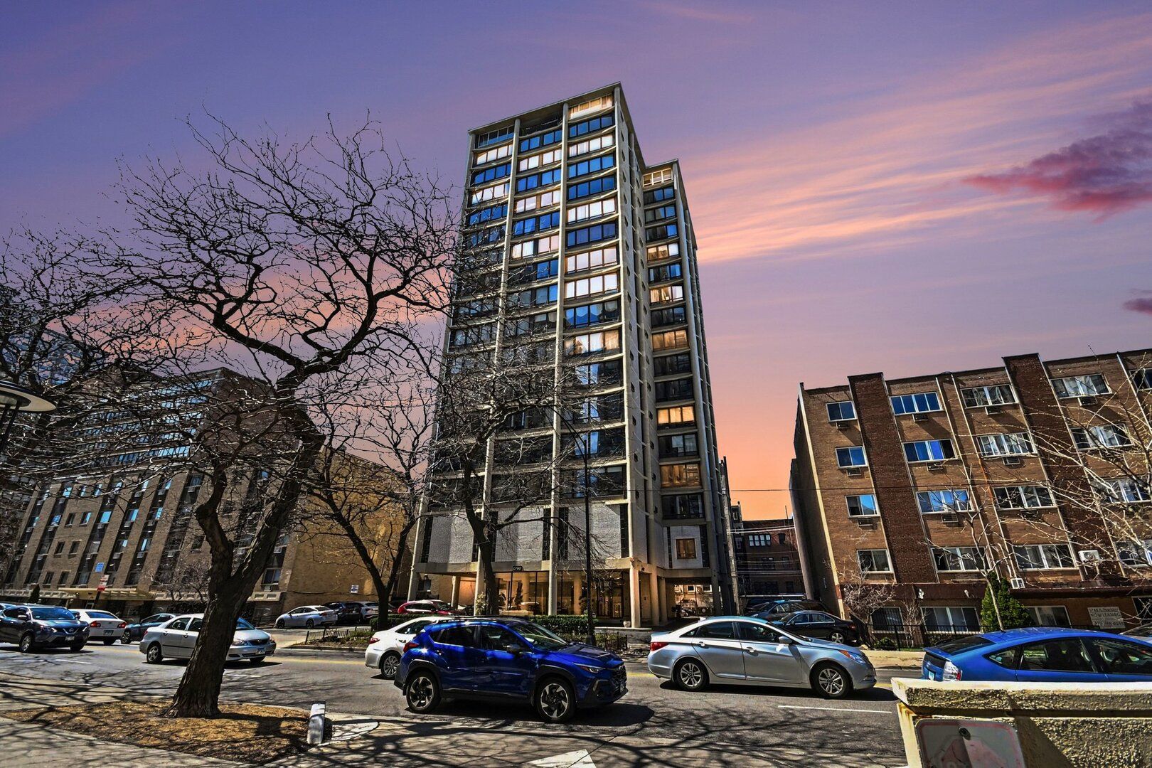 5740 N sheridan Road #8D — Chicago, IL 60660