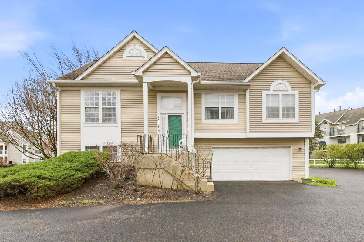 2861 Shelly Lane, Aurora, IL 60504