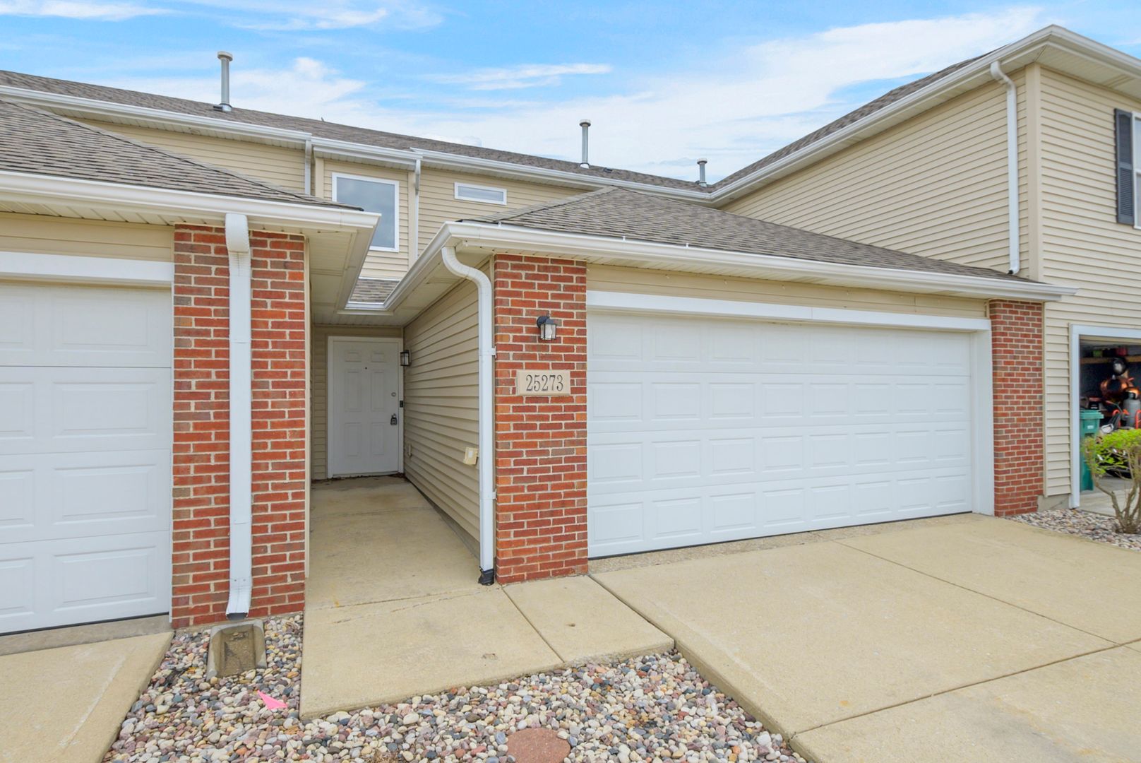 25273 Faraday Road — Manhattan, IL 60442