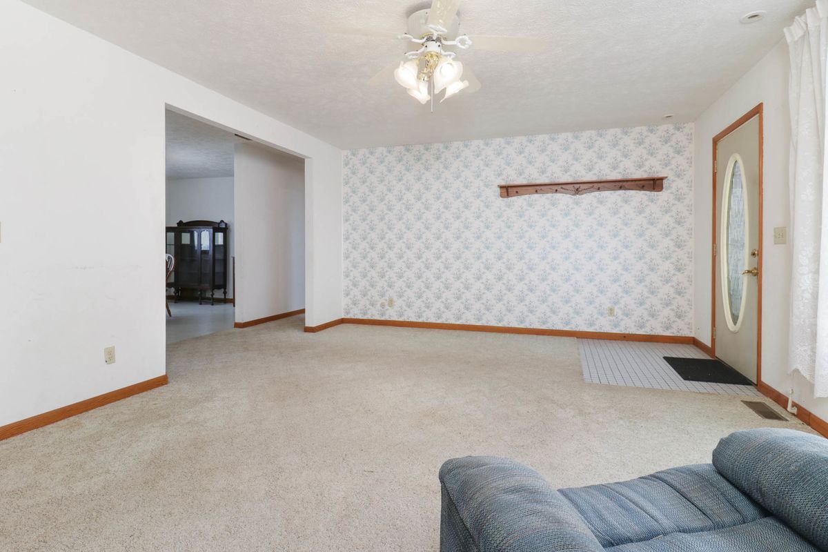 1109 W 4th Street, Delavan, IL 61734
