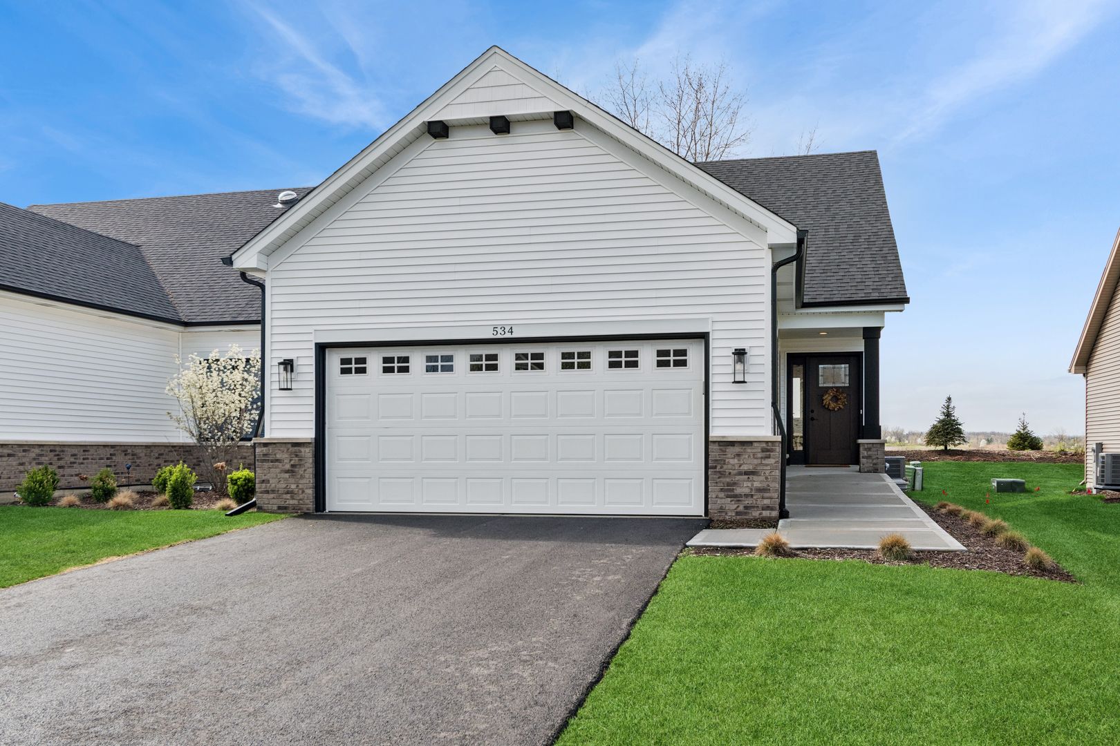 534 Sudbury Circle — Oswego, IL 60543