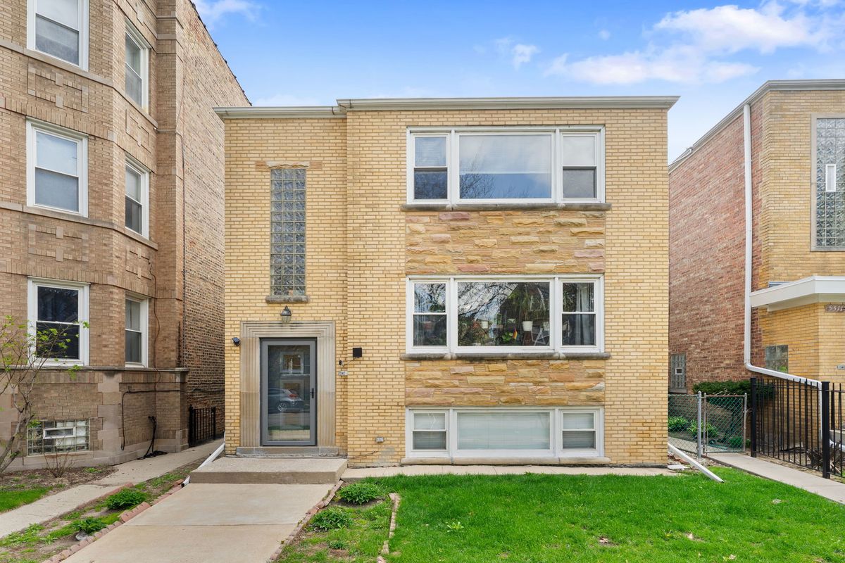 5515 Artesian Avenue, Chicago, IL 60625