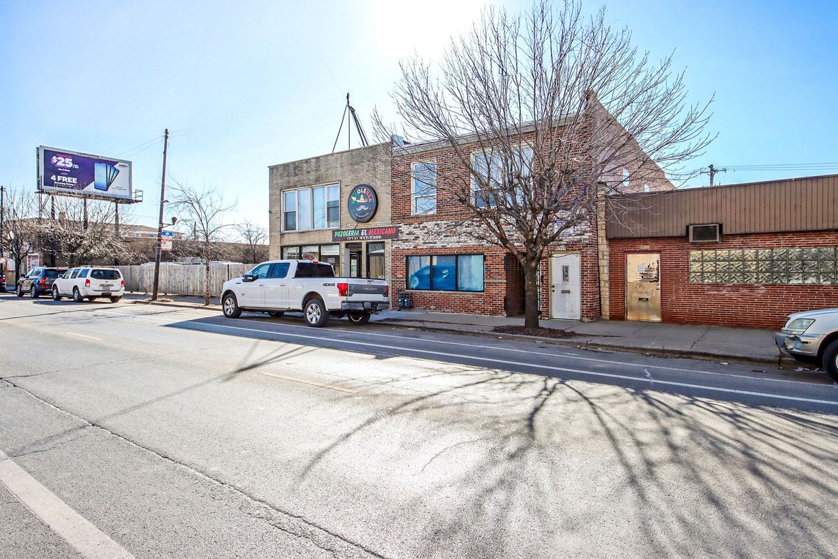 5039 Diversey Avenue, Chicago, IL 60639