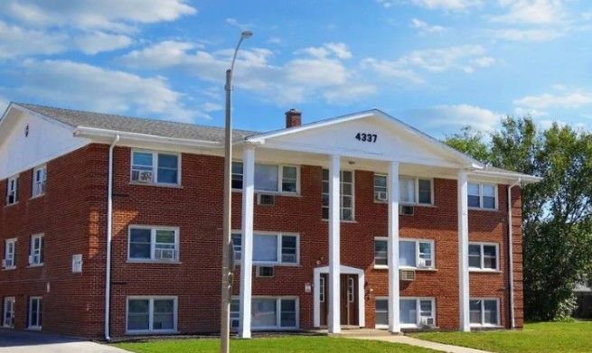 4337 Prescott Avenue, Lyons, IL 60534