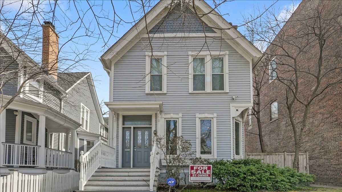 5743 S Kimbark Avenue — Chicago, IL 60637