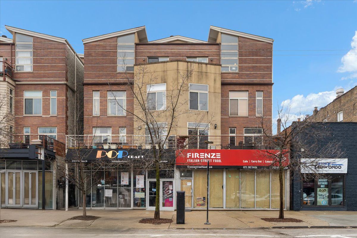 2121 W DIVISION Street #1 — Chicago, IL 60622