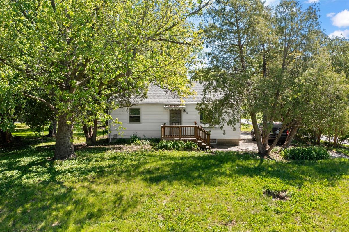 501 N State Street, Bellflower, IL 62174