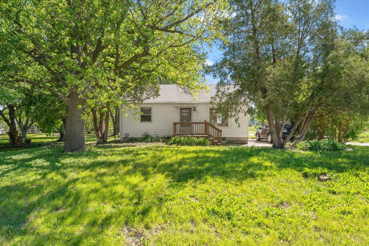 501 N State Street, Bellflower, IL 62174