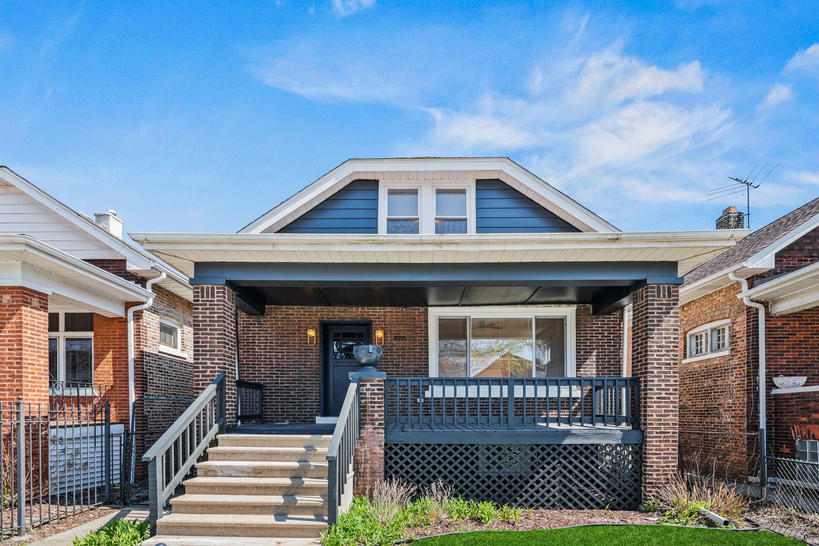 7955 S Colfax Avenue — Chicago, IL 60617
