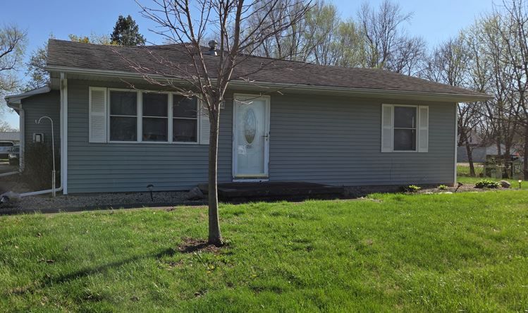 201 Cleveland Street, Heyworth, IL 61745