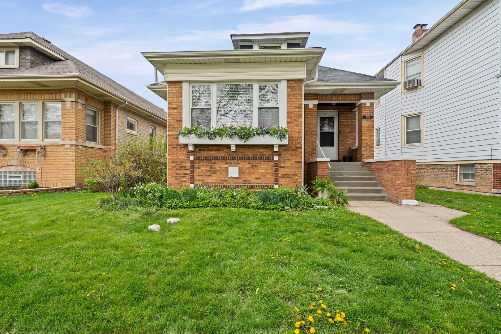 4108 N Parkside Avenue — Chicago, IL 60634