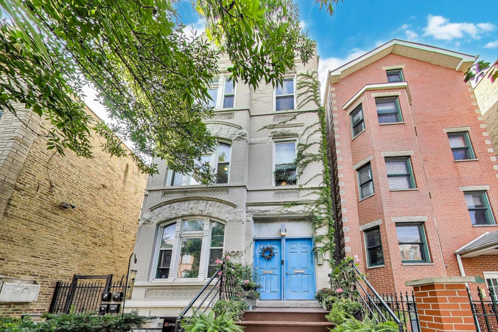 1409 W Superior Street #2R — Chicago, IL 60642