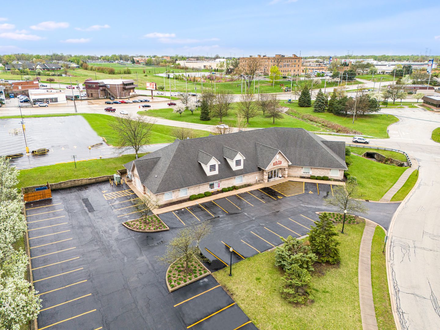 1640 Willow Circle Drive — Crest Hill, IL 60435