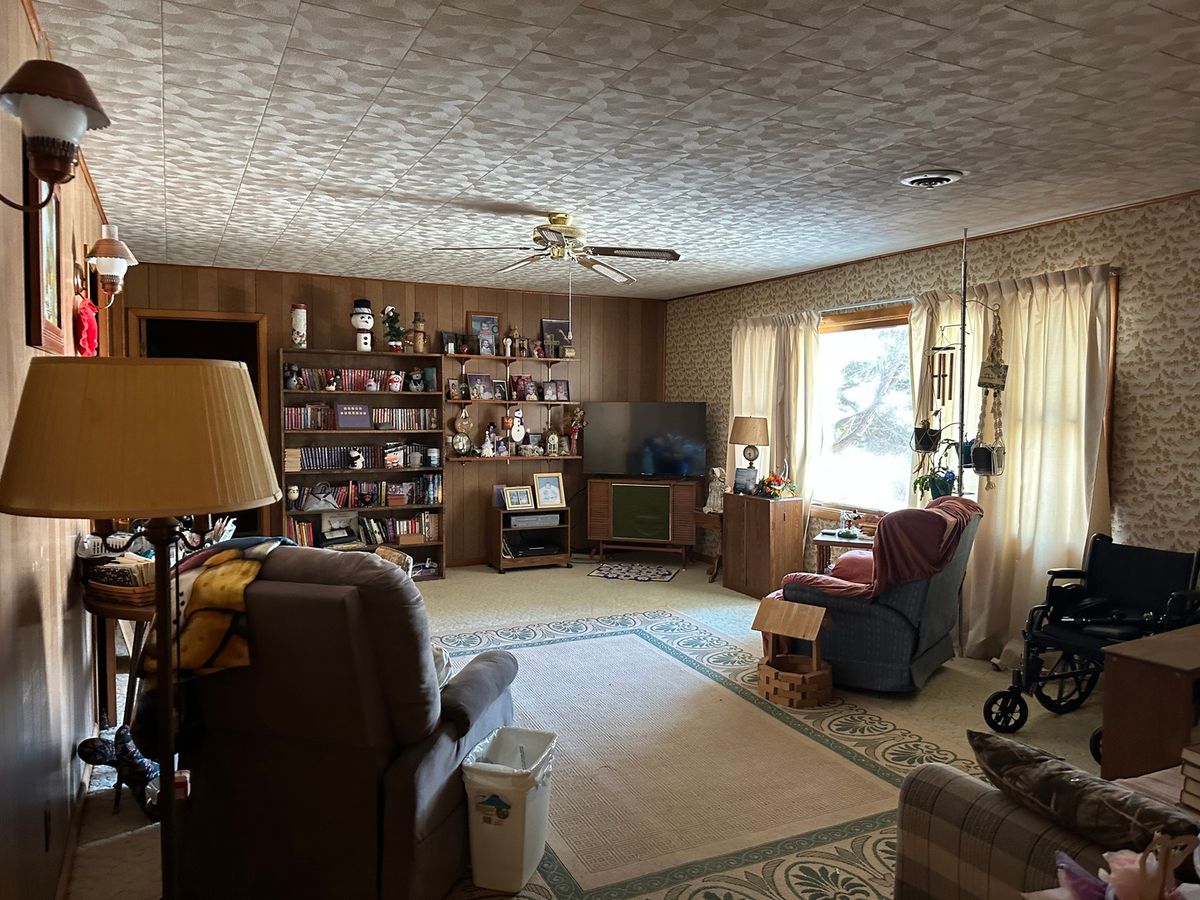 2999 Hartman Road, Chadwick, IL 61014