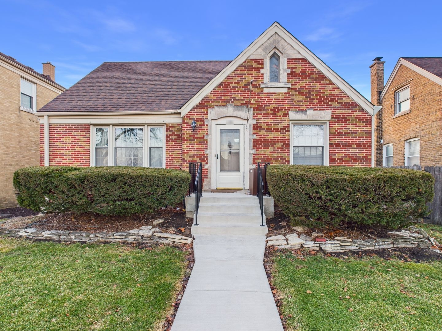 1704 N 78th Avenue — Elmwood Park, IL 60707