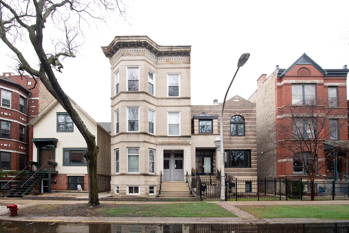 1028 OAKDALE Avenue, Chicago, IL 60657