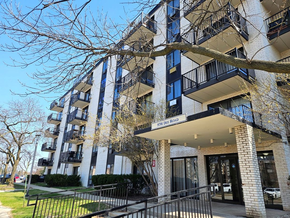 9701 Dee Road, Niles, IL 60714