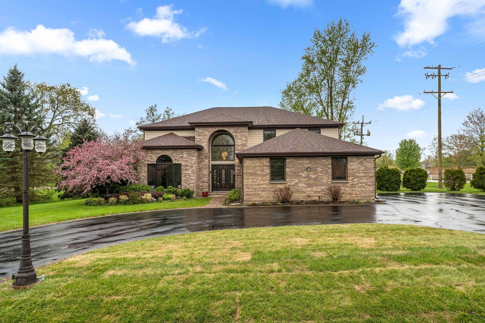 2 Rutgers Court — Hawthorn Woods, IL 60047