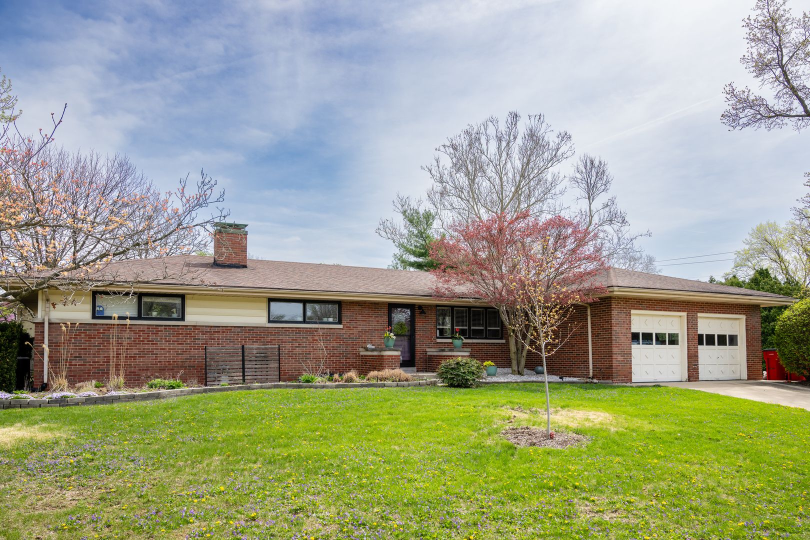 1104 S Westlawn Avenue — Champaign, IL 61821