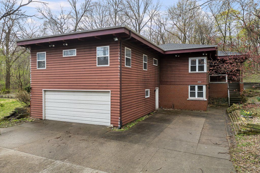 1031 27th Street — Moline, IL 61265