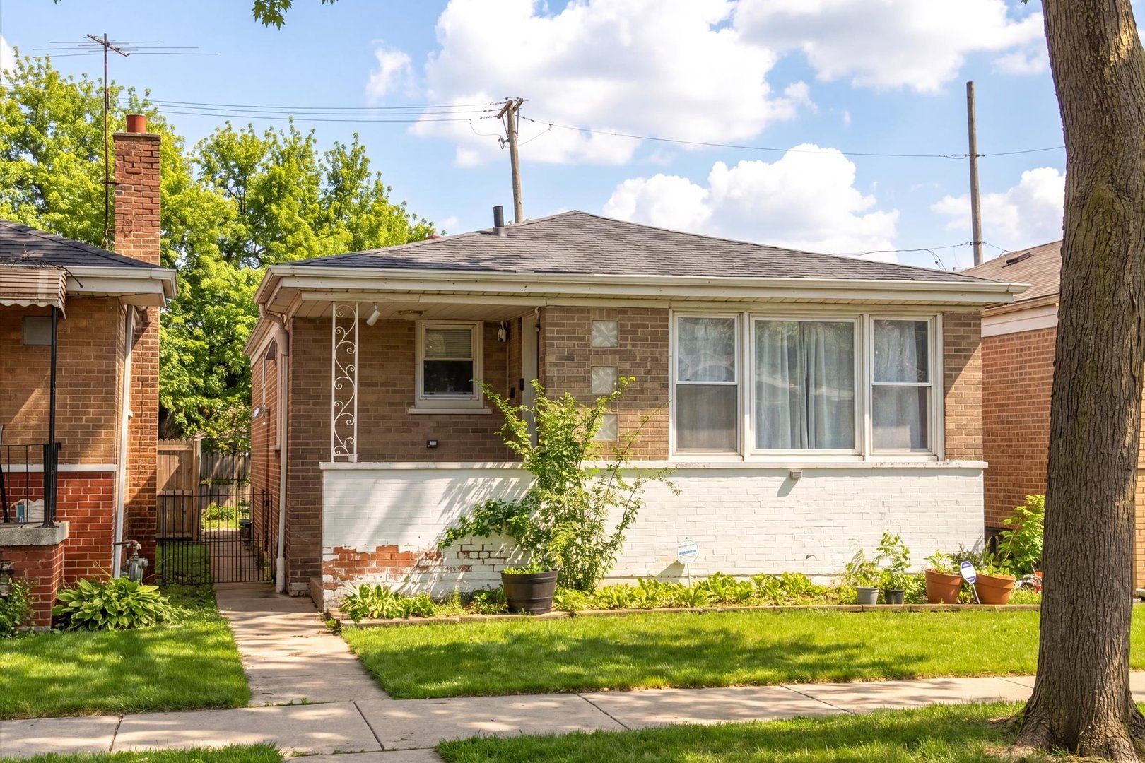 345 W Swann Street — Chicago, IL 60609