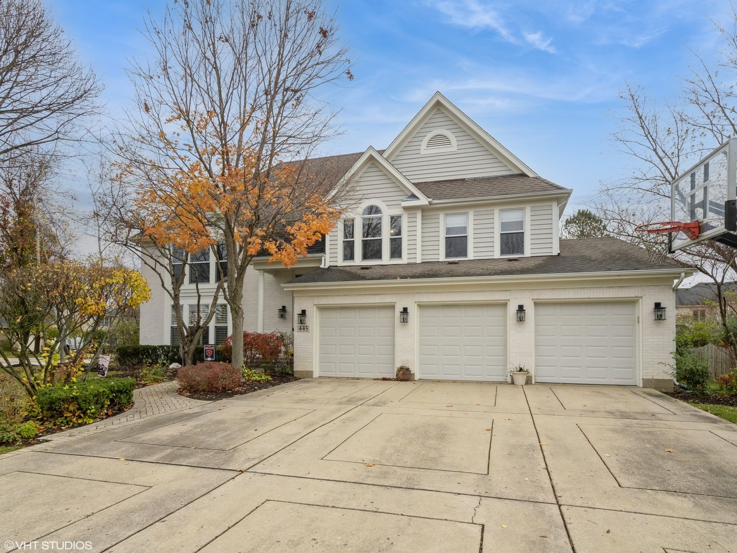 445 Blue Ash Drive — Buffalo Grove, IL 60089