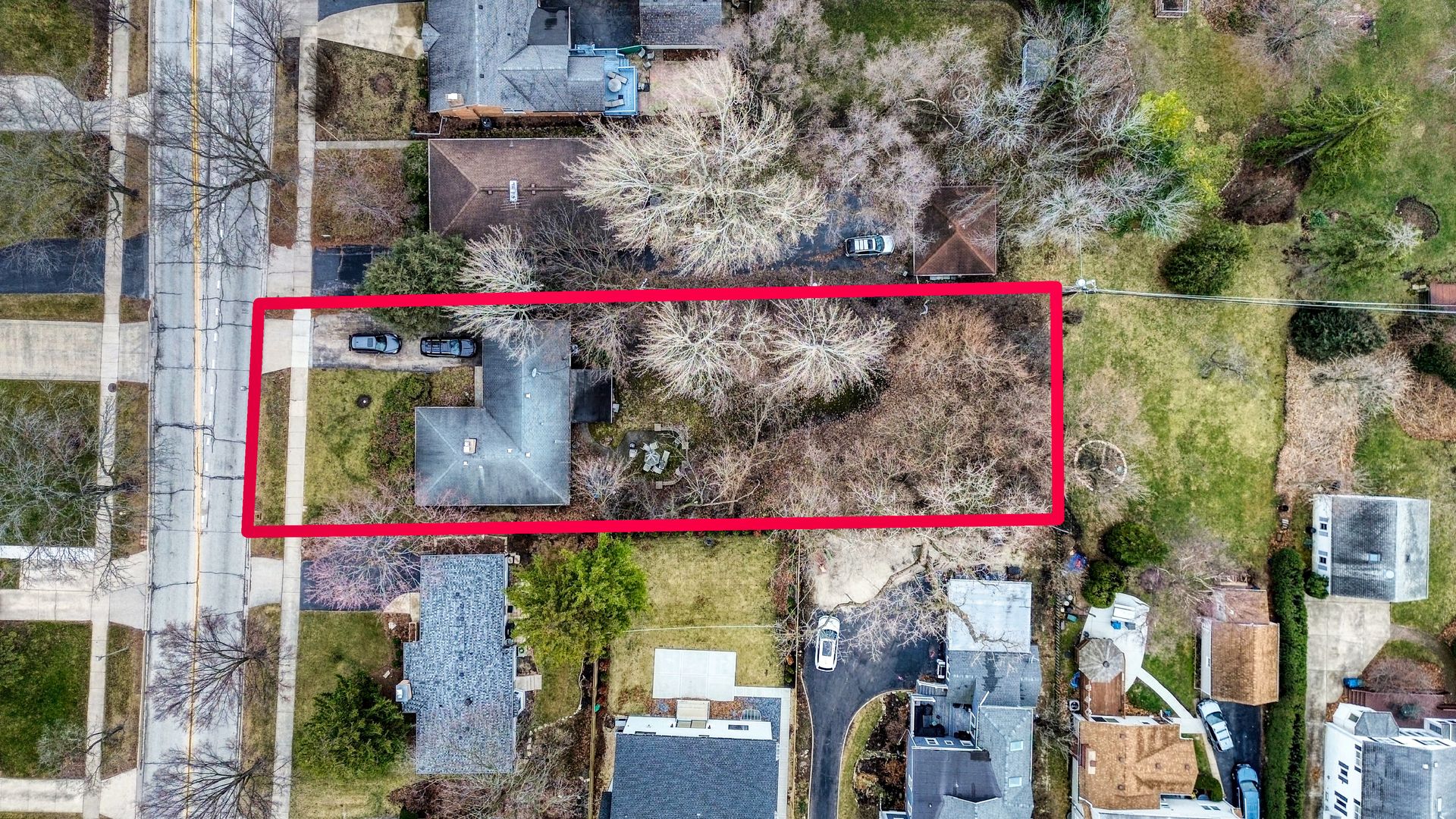 270 E Saint Charles Road — Elmhurst, IL 60126