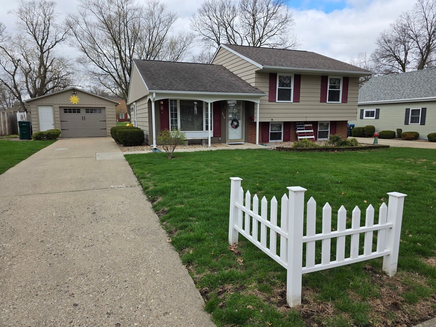 610 10th Avenue — Rock Falls, IL 61071