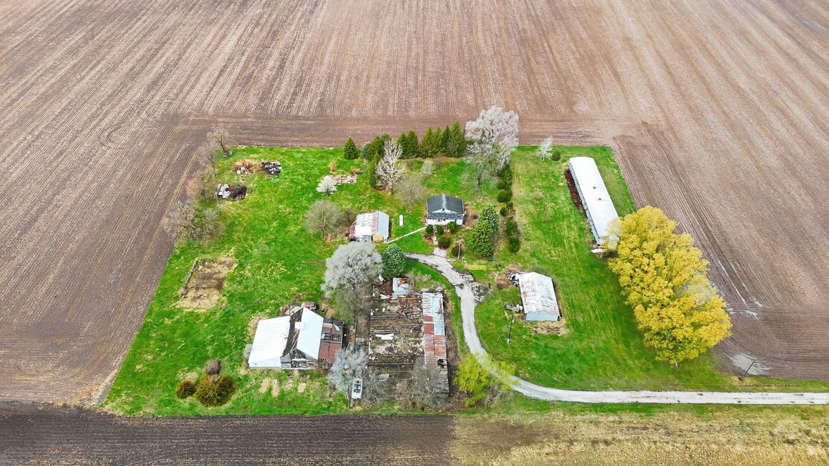 18995 2300th Avenue, Geneseo, IL 61254