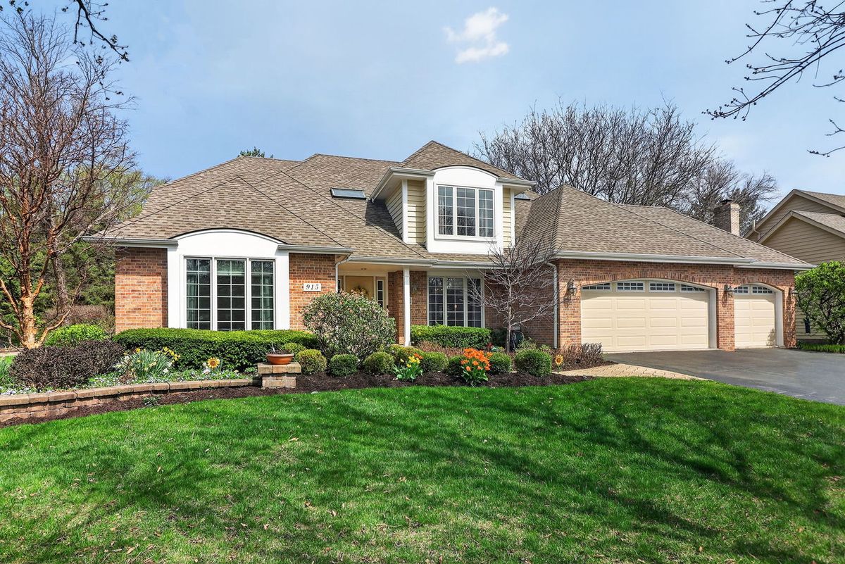 915 Rock Spring Road, Naperville, IL 60565