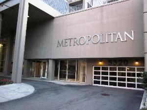5320 N Sheridan Road #910 — Chicago, IL 60640