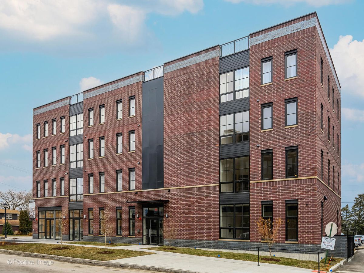 2801 Thatcher Avenue, River Grove, IL 60171